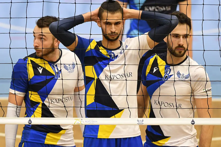 How to Dress Appropriately for Volleyball Practice