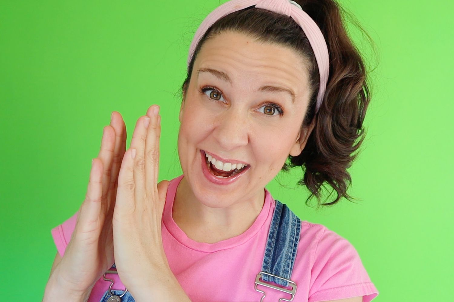 Miss Rachel Net Worth: Shocking Earnings Exposed!